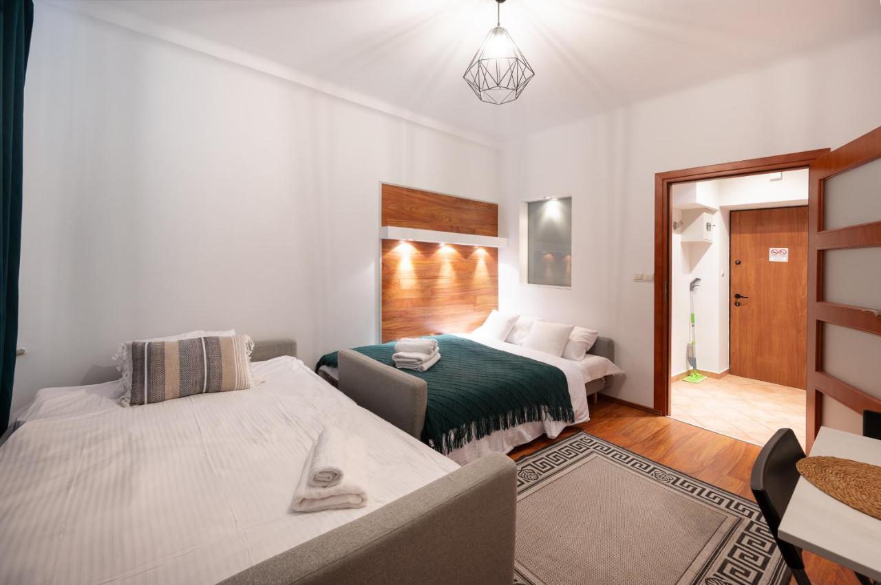 Apartment Kino Femina Comfort Warschau